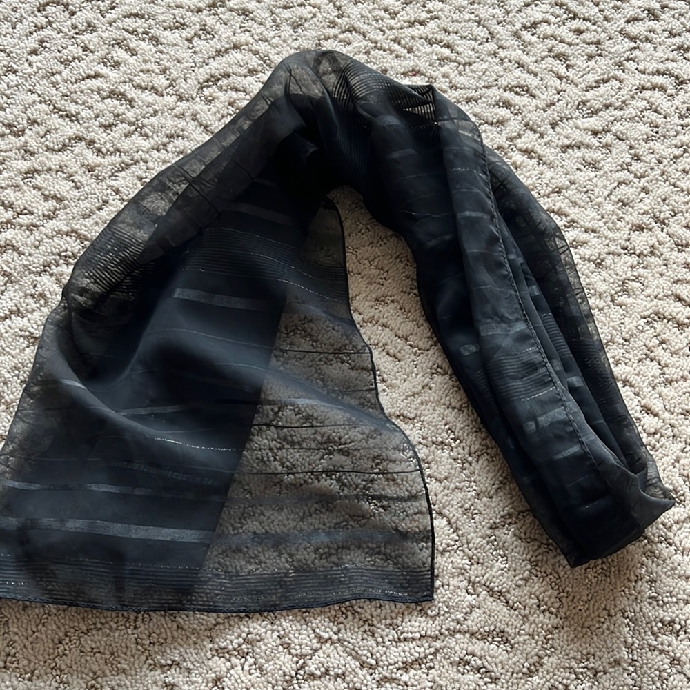 Black scarf